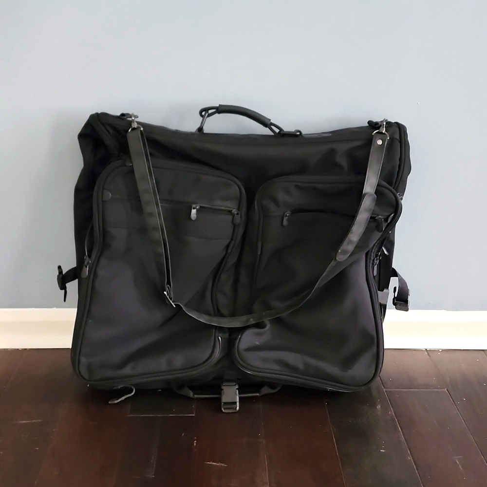 Briggs & Riley Bi Fold Carry On Suit Garment Bag Folding Travel Nylon